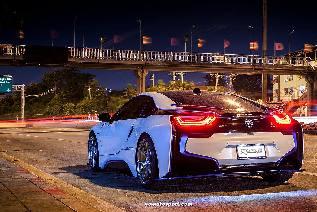 58_06 XO BMW i8-8