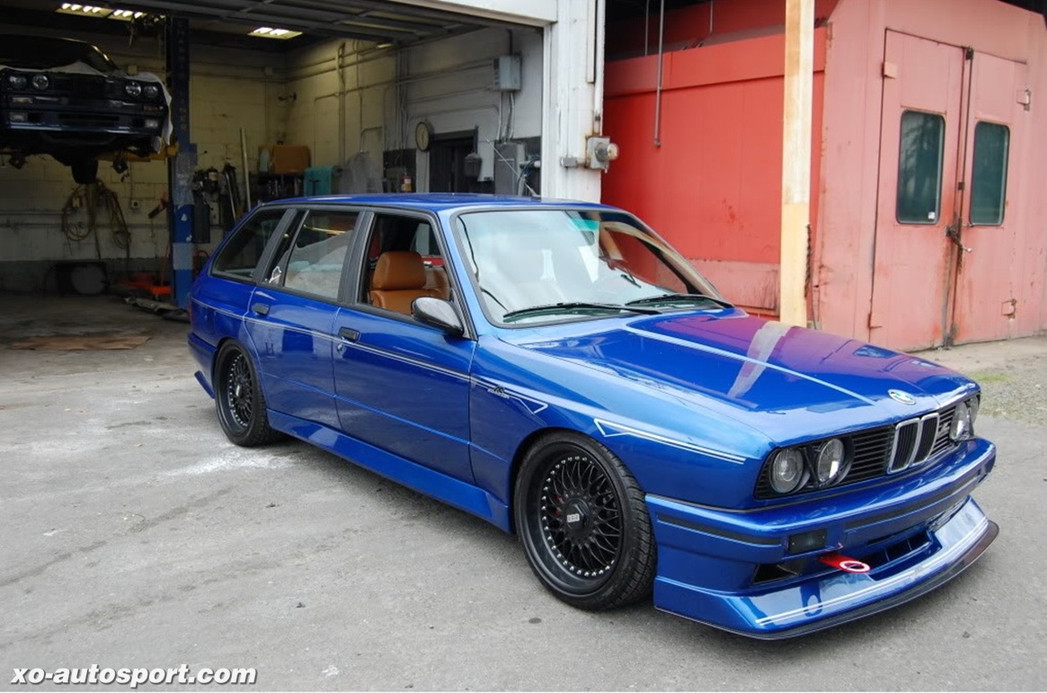 Расширение м. BMW m3 e30 Touring. БМВ е30 м3 туринг. BMW m3 e30 универсал. БМВ е30 синяя.