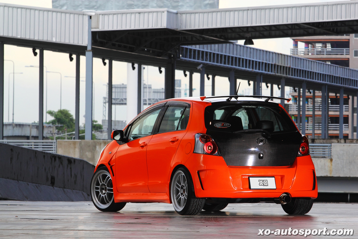 CANDY_YARIS_AZC_12