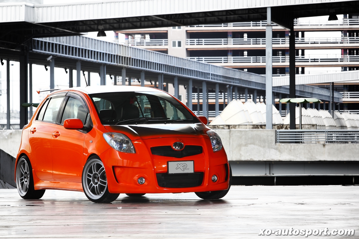 CANDY_YARIS_AZC_yaris02