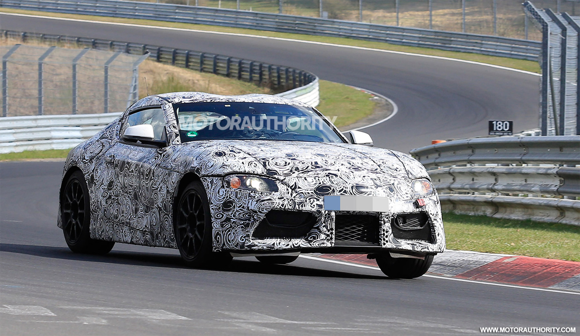 2019-toyota-supra-spy-shots--image-via-s-baldauf-sb-medien_100608966_h