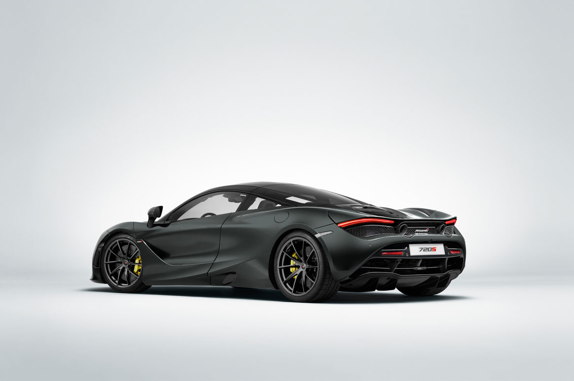 7671120417_McLaren-720S_Saros_rear