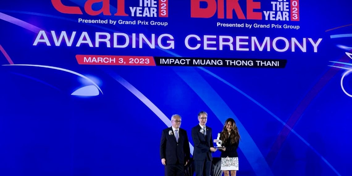 ดันลอปตอกย้ำความสำเร็จอย่างต่อเนื่อง รับรางวัล BEST IMPORT TYRE 2023